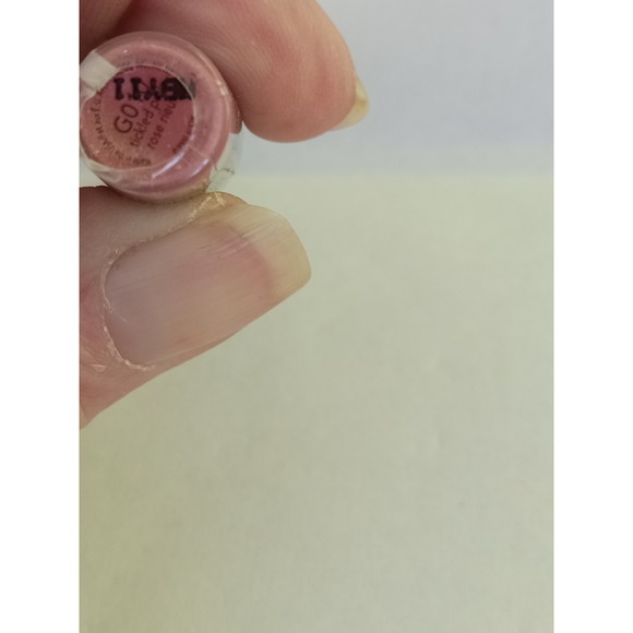 Avon Glazewear Shine Lip Gloss Tickled Pink Rose Rieur G010 Makeup - Picture 3 of 3